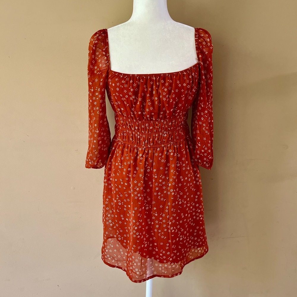 Row A Size Medium Orange White flower Floral Dress Sheer Sleeves